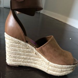 Indigo Rd. Wedges